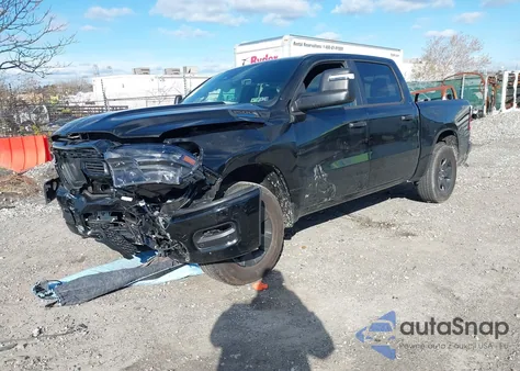 2025 Ram 1500 Tradesman 4X4 5'7 Box z USA, uszkodzony, nr VIN 1C6RRFGG4SN702726
